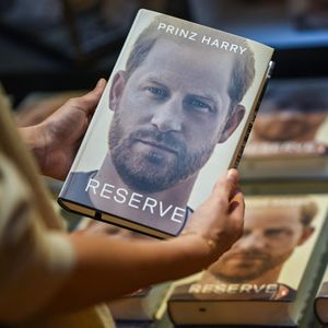 Zusatzkapitel: Prinz Harrys "Reserve" bekommt mehr Inhalt!