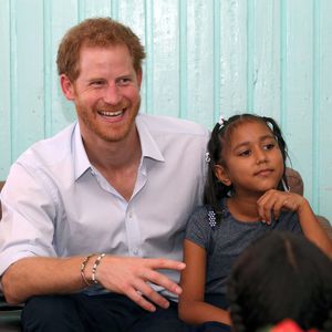 Darum lachen sich die Royals auf zweitem Family-Pic schlapp!