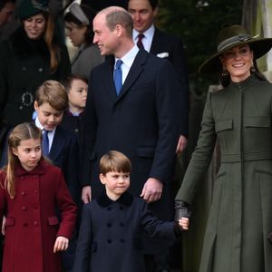 Weihnachtsspaziergang: So stärkte Prinz George Bruder Louis