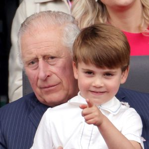 Wie süß! Diesen Spitznamen hat Prinz Louis für König Charles