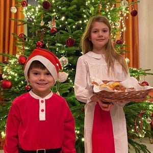 Im Weihnachtslook: Prinz Oscar und Estelle feiern Luciafest