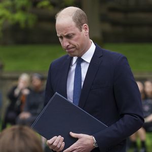 Bei Gedenkstätteneinweihung: Prinz William zeigt Emotionen