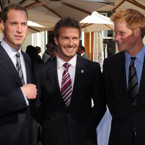 Männerabend! Prinz Harry feiert mit David Beckham