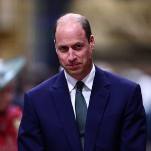 Tatsächlich: Prinz William wurde auf alten Fotos bearbeitet