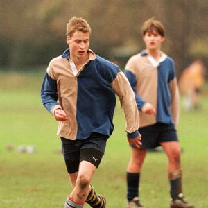 Mitschüler wollten Prinz William beim Fußball Beine brechen!