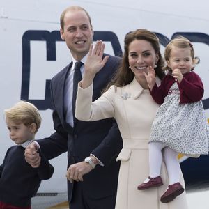 Wie süß! Charlotte & George waren allein auf Tour in Kanada