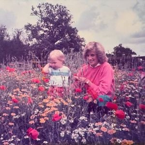 Prinz William teilt bisher unveröffentlichtes Foto mit Diana