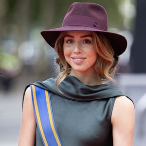 Mit Mamas Hut: Prinzessin Alexia stiehlt Schwestern die Show