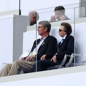 Prinzessin Anne sitzt superlässig im Publikum bei Olympia!