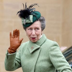 So lässig ist Prinzessin Anne bei Royal-Termin unterwegs