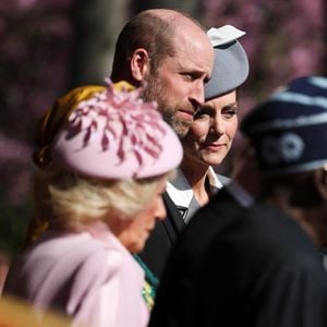 Prinz William überrascht mit seltener Geste für Camilla