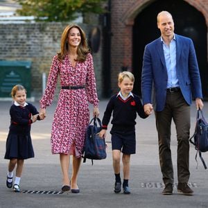 Doppelgänger? Britische Mini-Royals imitieren ihre Eltern