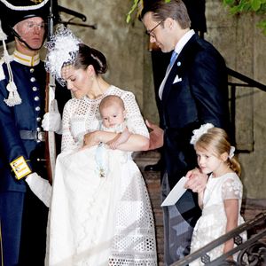 Hinter den Kulissen: Prinzessin Estelle kuschelt mit Oma Ewa