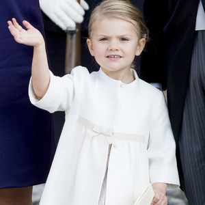 Mit 4 Jahren: Prinzessin Estelle zählt schon auf Englisch