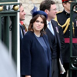 So schön schwanger zeigt sich Prinzessin Eugenie bei Krönung