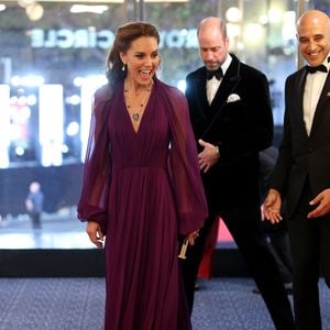 Beinahe-Sturz: Frau trat auf Prinzessin Kates Schleppe