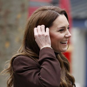 Prinzessin Kate strahlt bei Museumsausflug mit Schulkindern