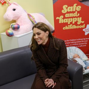 Prinzessin Kate begeistert Kinder mit Puppenspiel bei Termin
