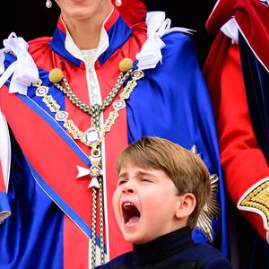 Süße Grimassen: Prinz Louis war der heimliche Krönungs-Star!