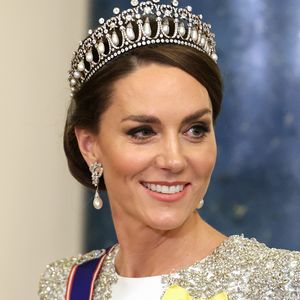 Erster Staatsbesuch: Prinzessin Kate trägt vererbten Schmuck