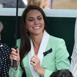 Trotz Regen: Prinzessin Kate sieht sich Wimbledon-Turnier an