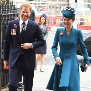 Streit mit Harry: Prinzessin Kate gibt Vermittlerrolle auf