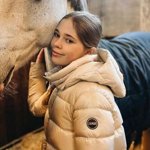 Prinzessin Leonore an ihrem 12. Geburtstag