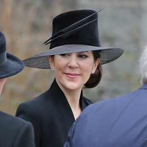 Wer lacht denn da? Prinzessin Estelle fröhlich vergnügt
