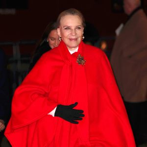 Prinzessin Michael von Kent hat beide Handgelenke gebrochen