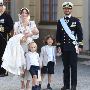 Schwangere Prinzessin Sofia im blauen Kleid: Doch ein Junge?