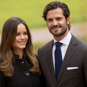 Carl Philip und Sofia von Schweden erstmals mit Baby gesehen