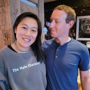 Süß! In Mark Zuckerbergs Leben spielt sie die Hauptrolle
