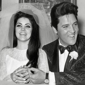 Priscilla rührt Fans mit emotionalem Post zu Elvis' Todestag