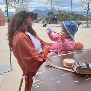 Wie knuffig! Priyanka Chopra teilt Fotos mit Tochter Malti
