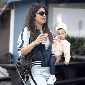 Zeit zu zweit: Priyanka Chopra schlendert mit Malti durch LA