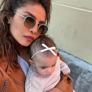 Priyanka Chopra zeigt Baby Maltis Gesicht erstmals im Netz