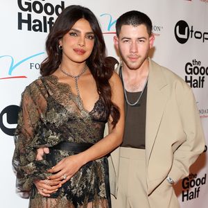 Glamour pur: Priyanka und Nick Jonas strahlen bei Date-Night