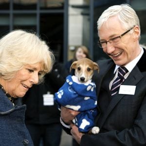 Königin Camilla vermisst ihren alten Freund Paul O'Grady (†)