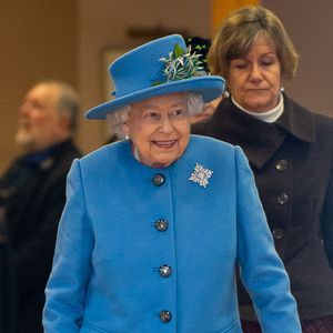 Megxit: Setzt die Queen mit dieser Brosche ein Zeichen?