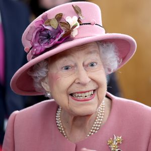 Erster Todestag: Die Royal-Fans vermissen die Queen (†96)