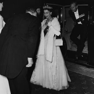 Stolze Urgroßeltern: Hier begegnet die Queen Klein-Archie