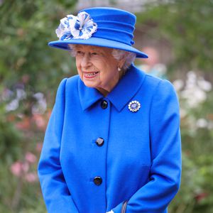 Heimlicher Fan? Queen besucht Set von "Coronation Street"