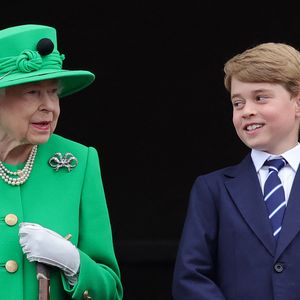 Wie gewohnt: Prinz George nach Beerdigung frech unterwegs