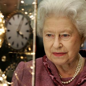 Zeitumstellung sorgt für Uhren-Chaos bei Queen Elizabeth!
