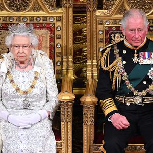 Charles gibt ein Gesundheitsupdate: So geht es der Queen