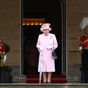 Der Buckingham Palast muss fast 400 Mitarbeitern kündigen