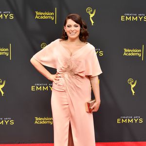 Bei Emmys verkündet: Rachel Bloom wird zum ersten Mal Mutter