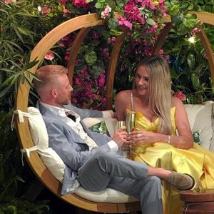 Nicht ihr Typ: Damit flashte "Love Island VIP"-Rafi Greta