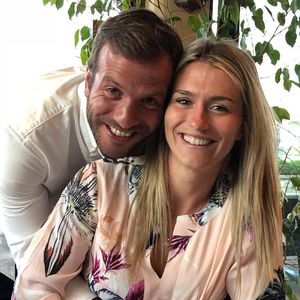 Knieverletzung: Rafael van der Vaart steht Estavana bei