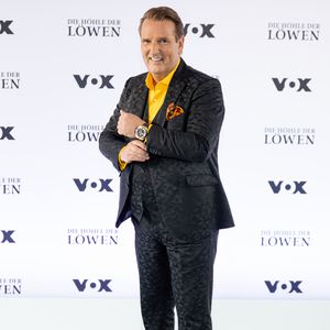 So stellt Löwe Ralf Dümmel seine legendären Outfits zusammen